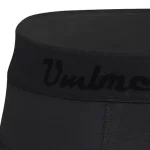 Nahaufname: Hosenbund einer schwarzen Baumwoll-Unterhose
