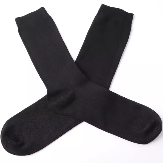 Ein Paar schwarze Bambus Socken